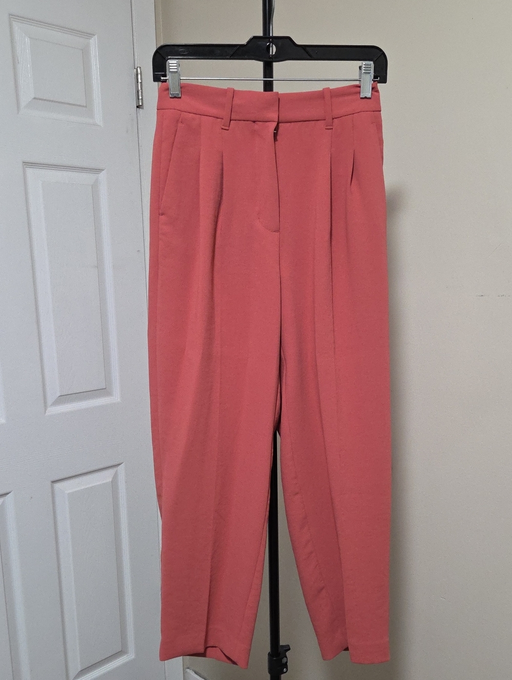 Wilfred Coral Pink High-Waist Pleated Trousers